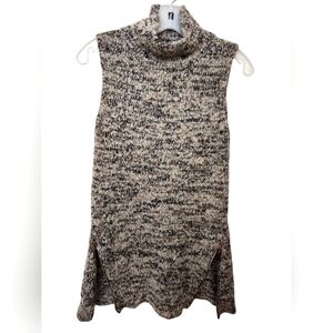 Michelle Nicole Sleeveless Mockneck Sweater - Black & Cream W Gold